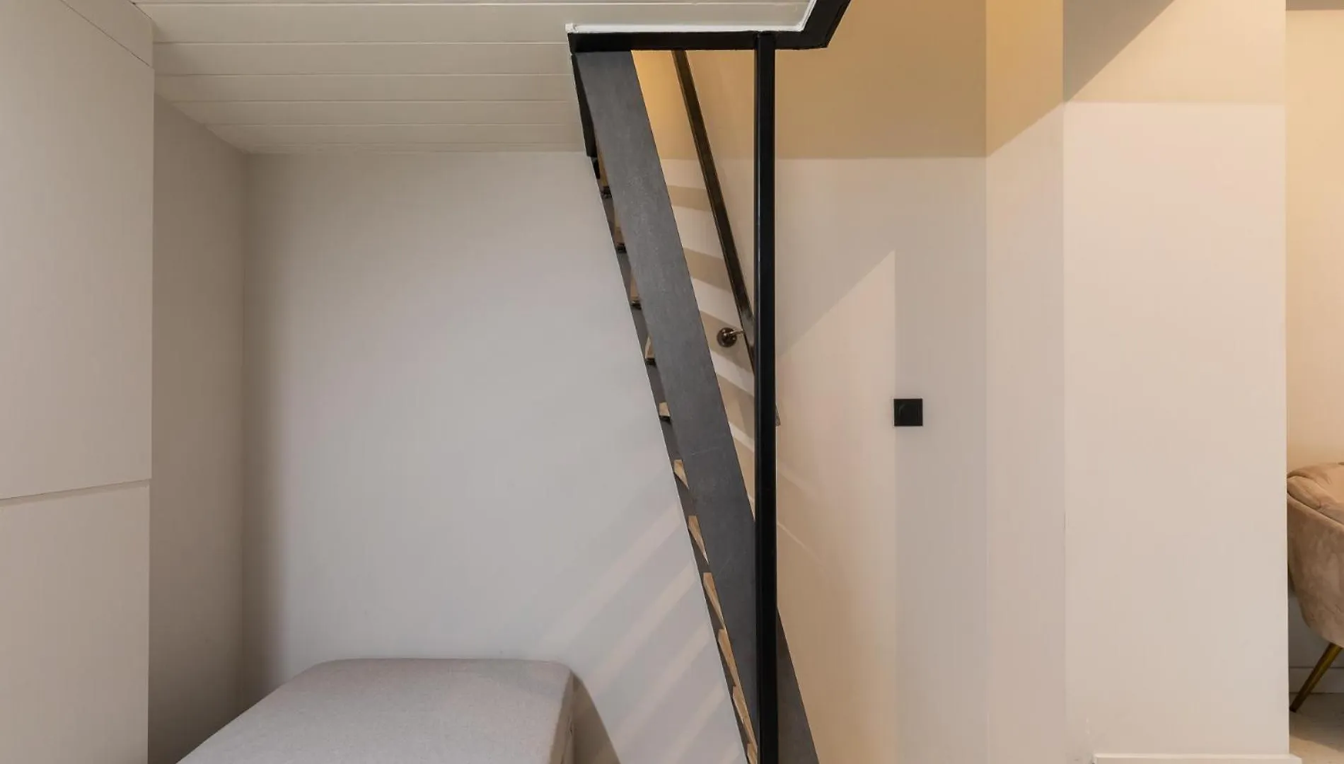 Dify Jarente - Ampere Apartment Lyon 0*,